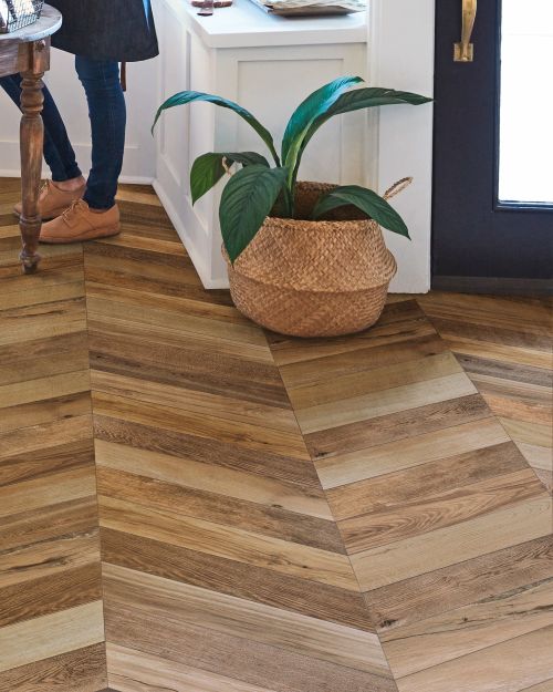 Chev Wood Brown - 540 x 110mm