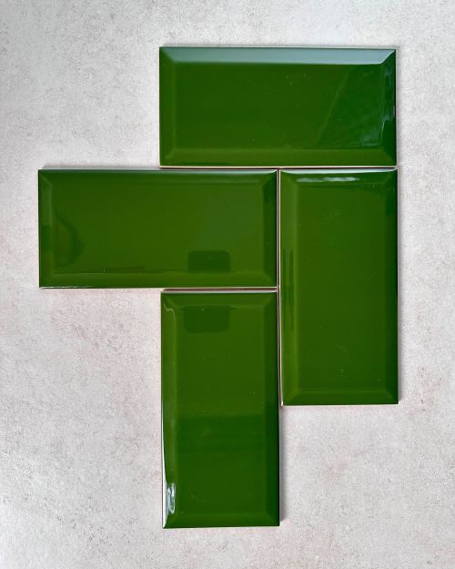 Metro Bevel Green Gloss - 200 x 100mm