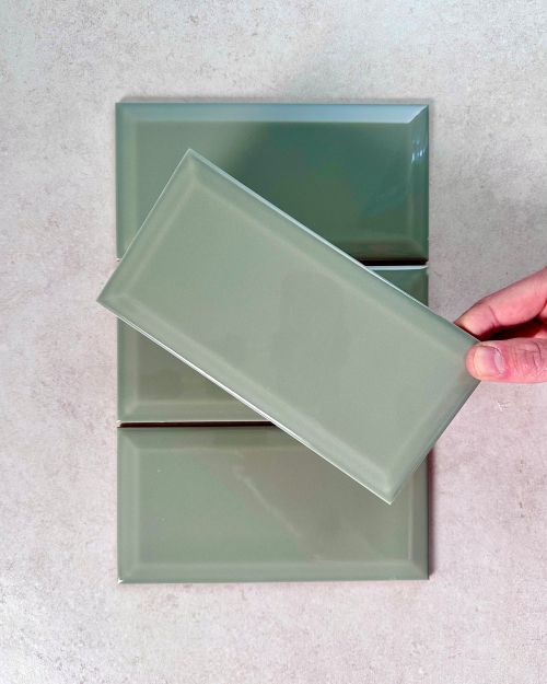 Metro Bevel Sage Gloss - 200 x 100mm