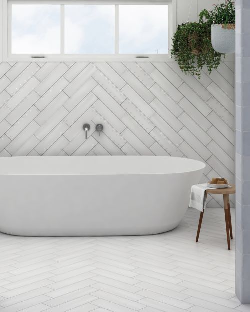 Storm White Plume - 368 x 92mm