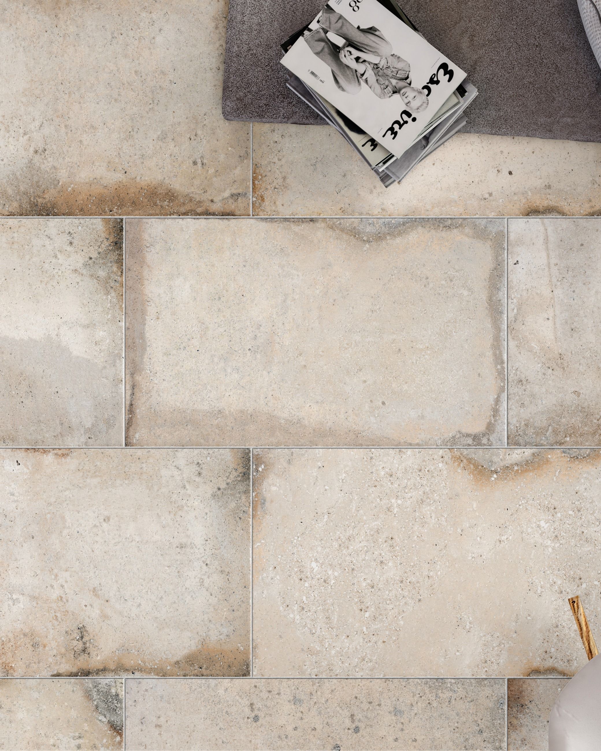 Firestone White - 758 x 453mm