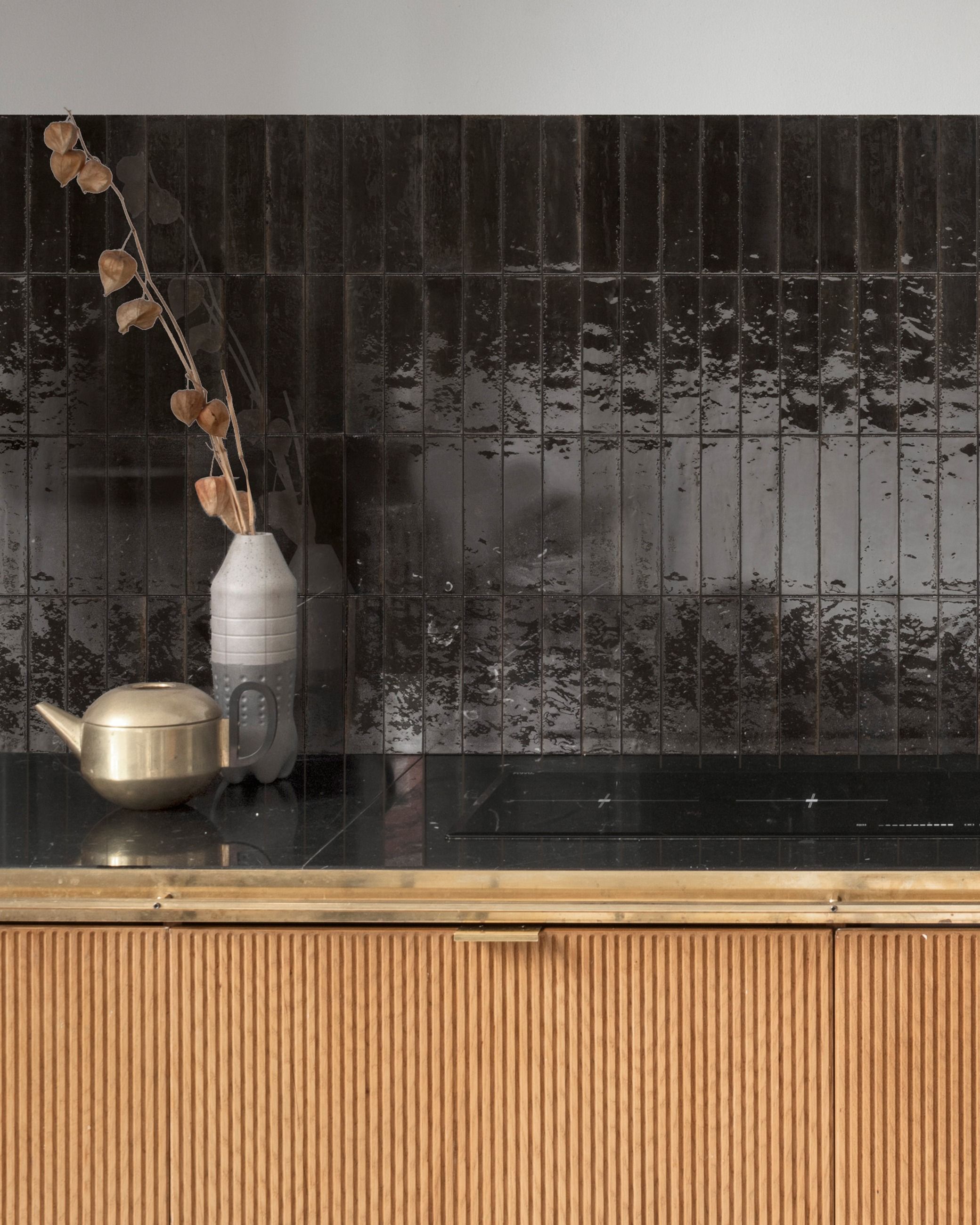 Samara Black - 240 x 60mm