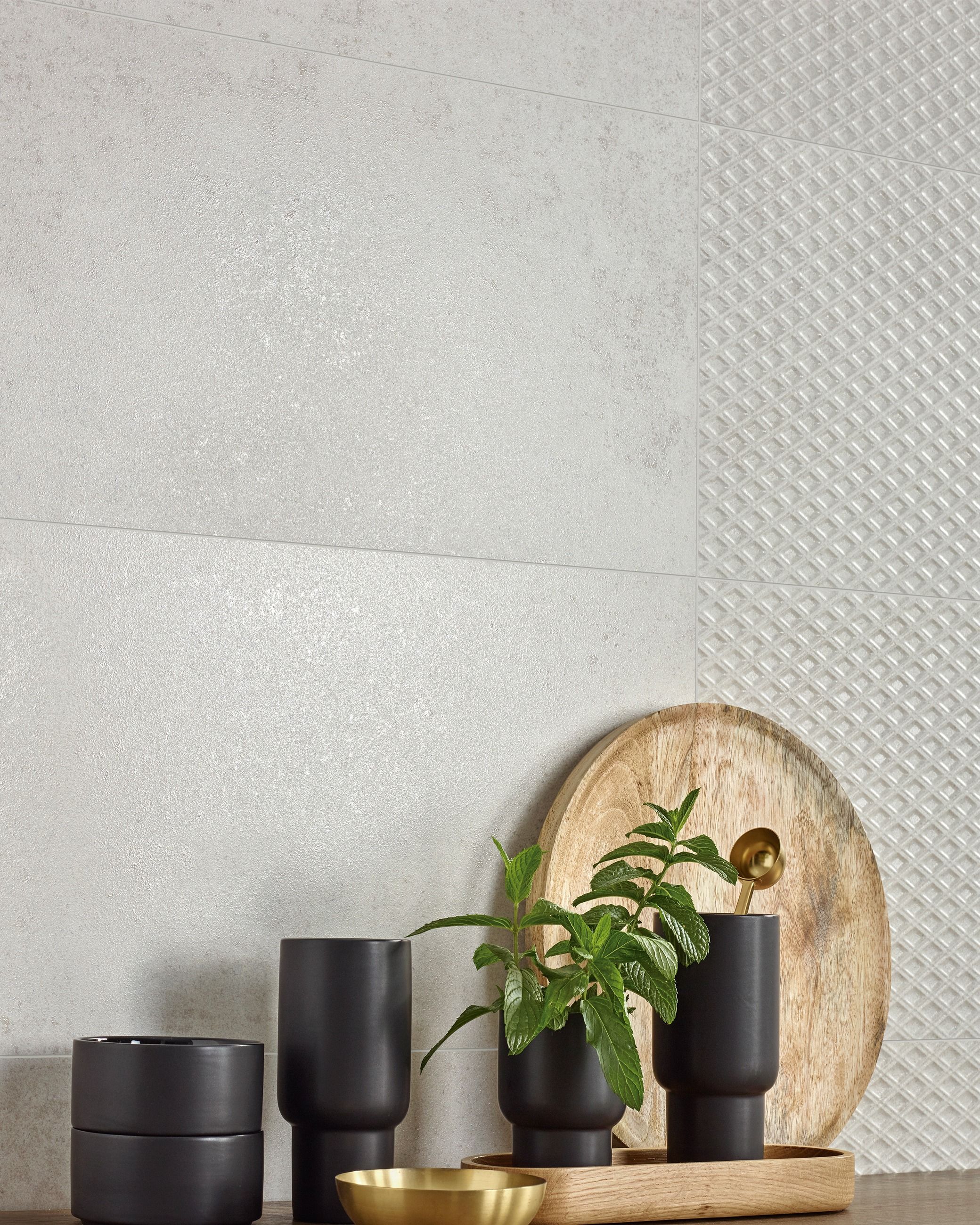 Jaxson Moon Wall Décor - 595 x 295mm