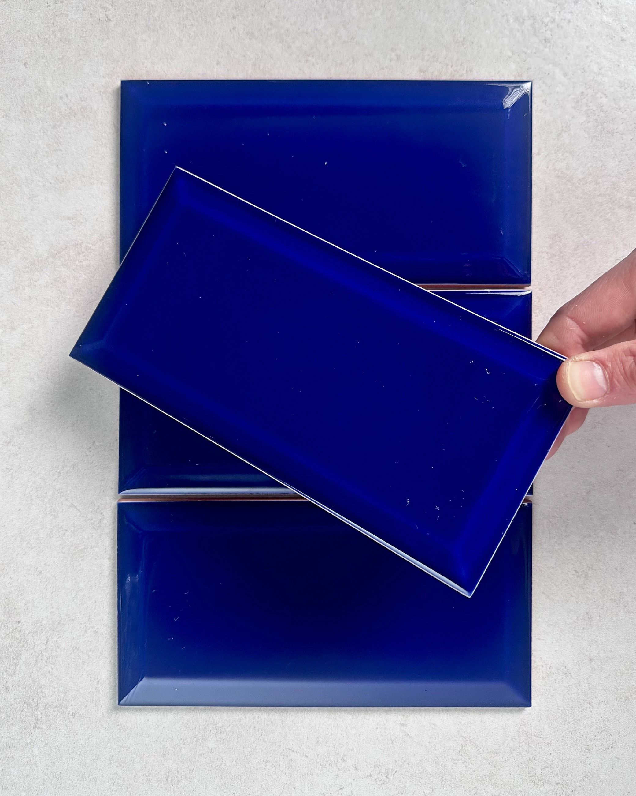 Metro Bevel Blue Gloss - 200 x 100mm